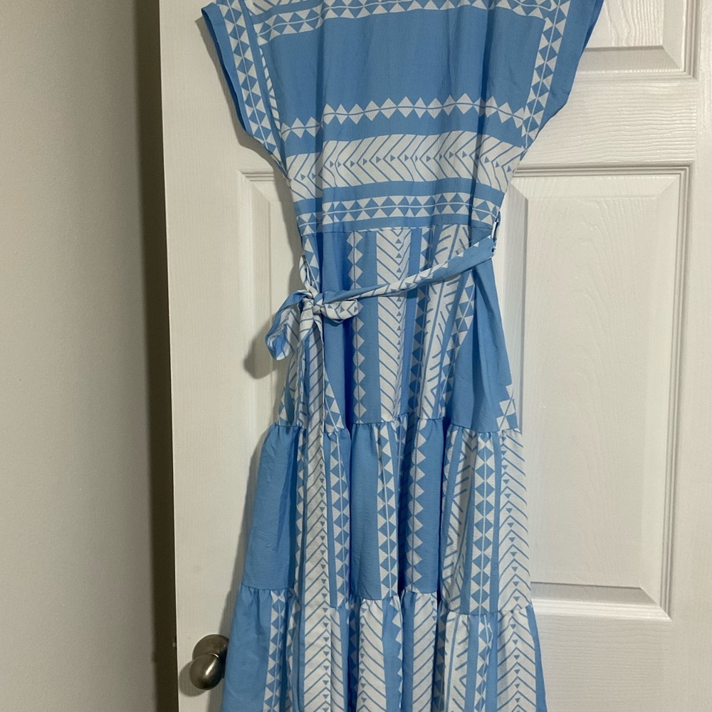 Cupshe Blue and White Geometric Dress